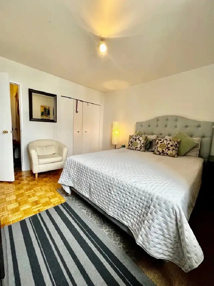 Private room for rent in City of Toronto,ON Room Rentals & Roommates