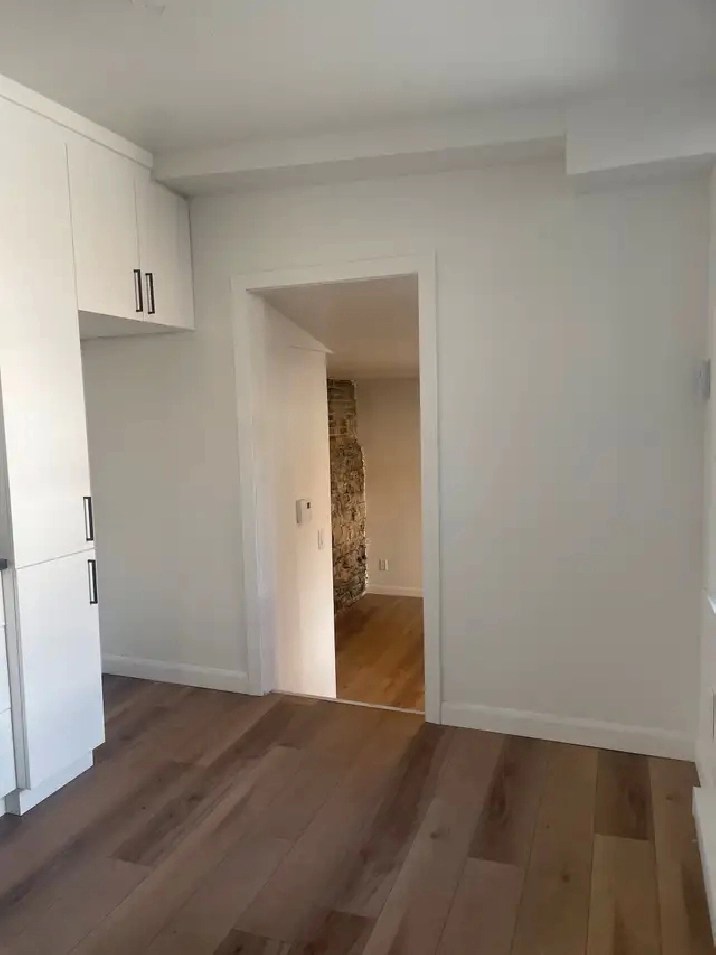 superbe 3 1/2 rénové à neuf ! Côte SteGeneviève Libre in Québec City