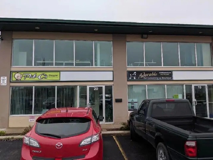 Small Office in Brantford NORTH END PRIME LOCATION in Brantford,ON Commercial & Office Space
