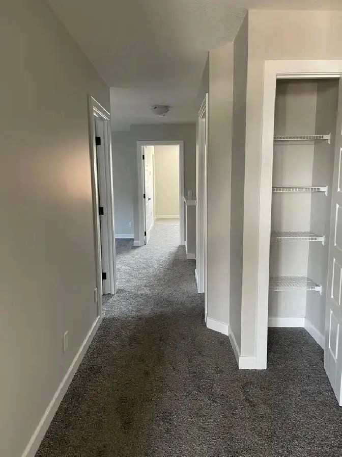 House For Rent in Calgary,AB Apartments & Condos for Rent