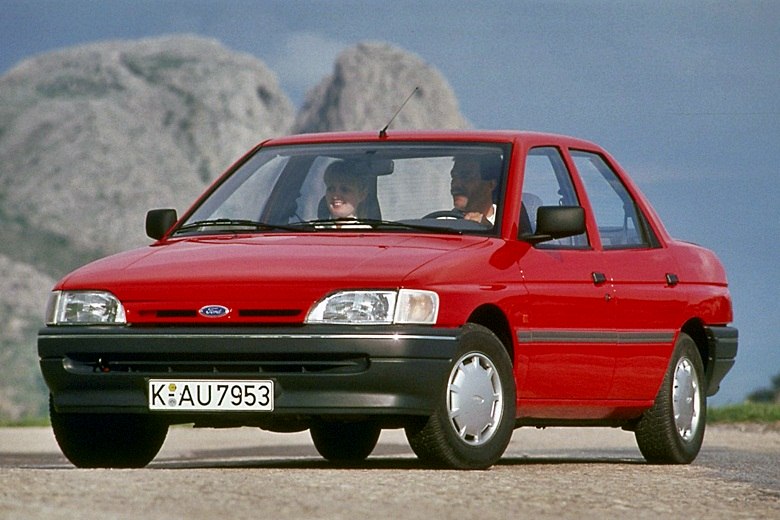 Clássicos da Ford agitarão encontro de carros antigos no sambódromo de