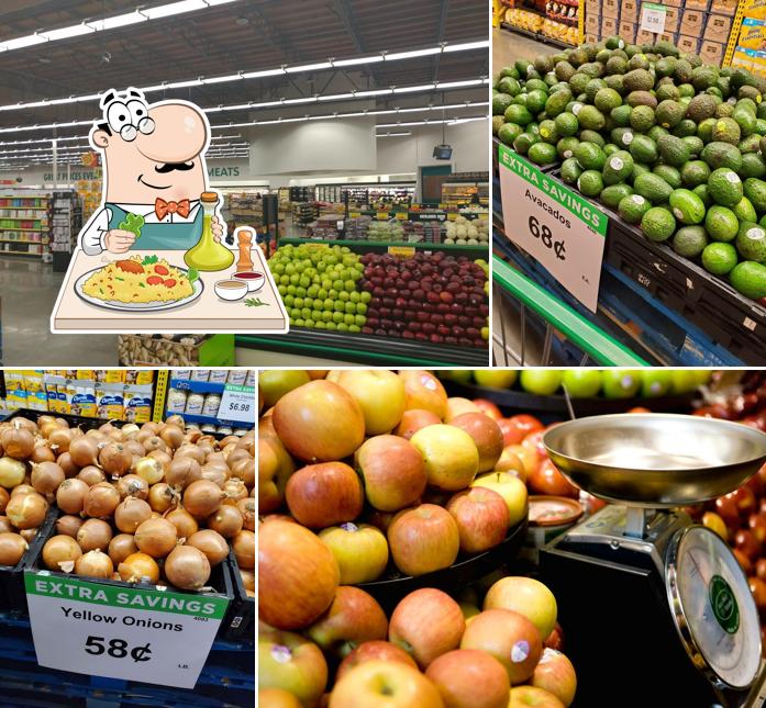 Food 4 Less, 430 Elkhorn Blvd in Rio Linda Restaurant menu and reviews