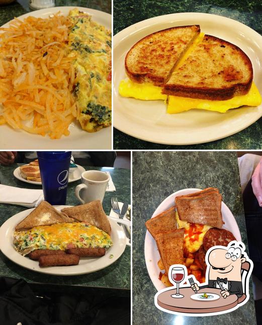 Bob's Diner, 2199 E Henrietta Rd in Rochester Restaurant menu and reviews