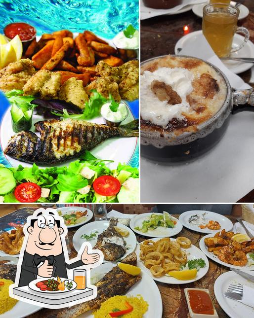 Restaurant La Mer Rouge, 3593 Av. Appleton in Montreal Restaurant