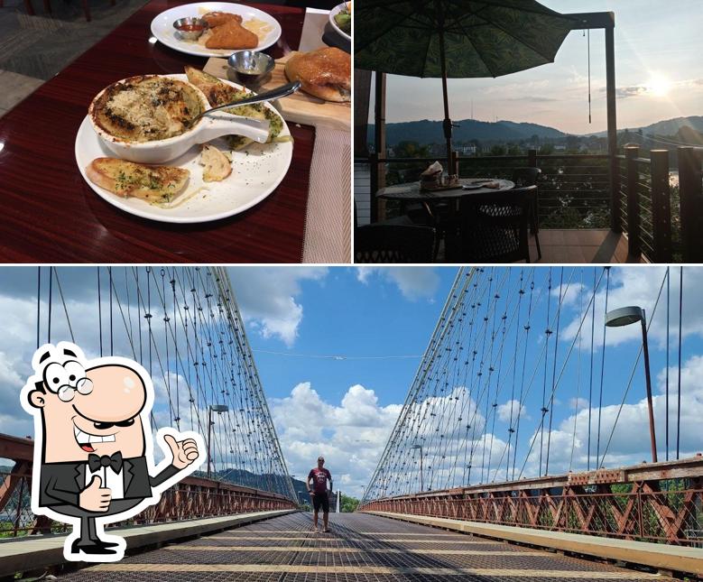 Rivers Edge Restaurant in Wheeling Restaurant menu and reviews