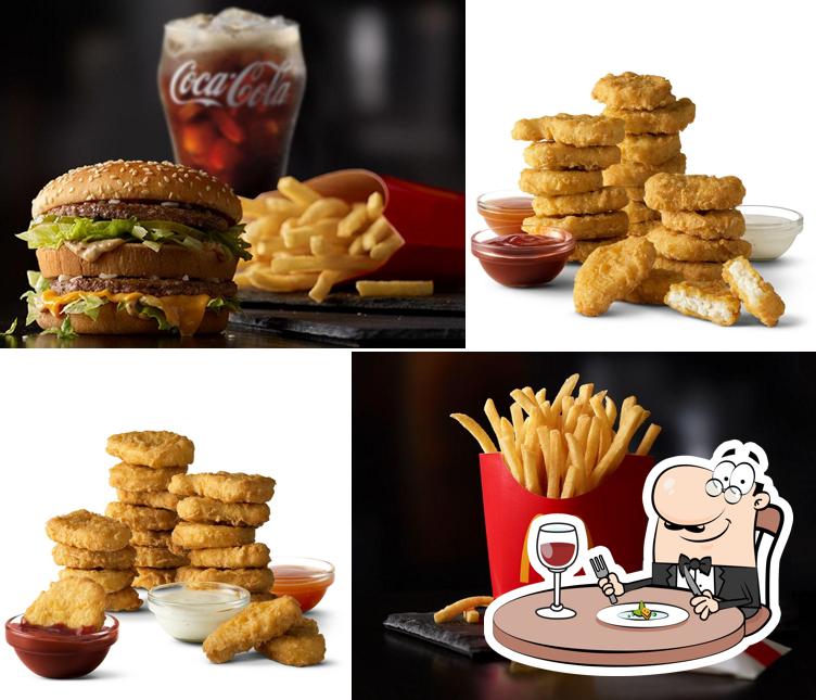 McDonald's, 511 NW 4th St in Walnut Ridge Restaurant menu and reviews