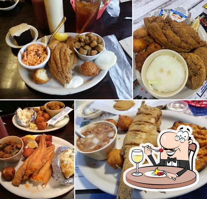 Libby's Catfish & Diner, 1401 AL67 in Priceville Restaurant menu and