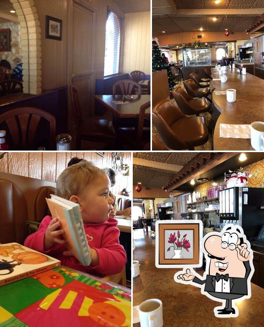 Raspberries Cafe, 4784 Commercial Dr in New Hartford Restaurant menu