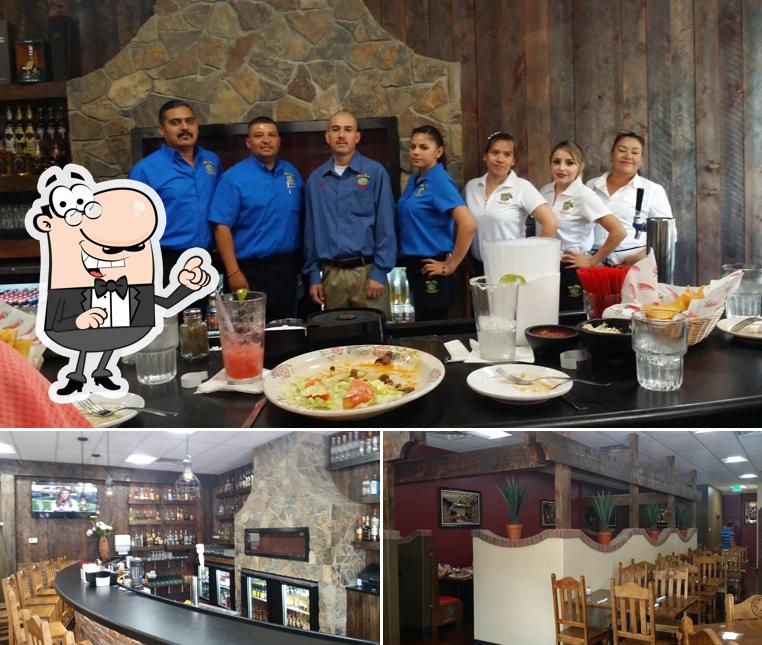 Tequilas Family Restaurant Rifle, Rifle Carta del restaurante y opiniones