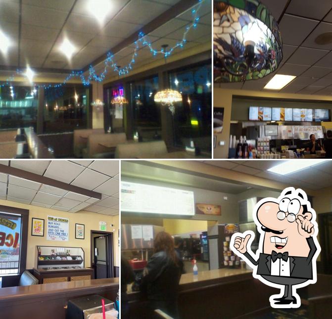 Zip's Drivein Airway Heights, 12421 W Sunset Hwy in Airway Heights