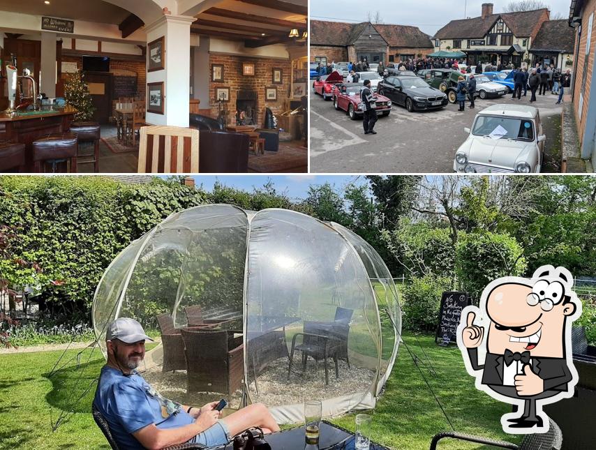 The Phoenix Inn in Hartley Wintney Restaurant menu and reviews