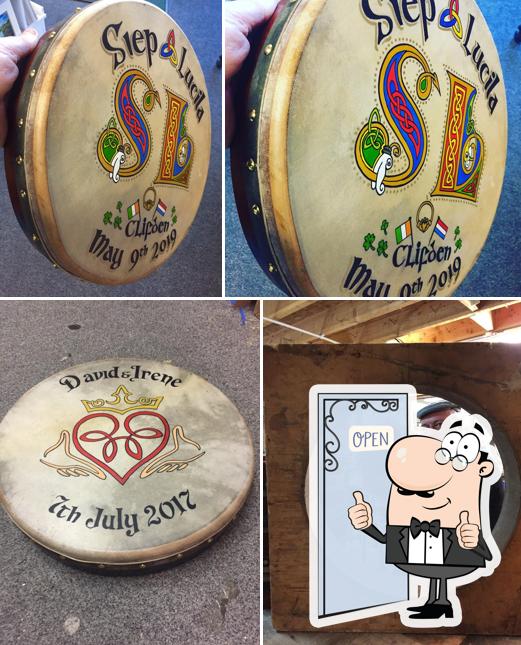 Roundstone Musical Instruments & Crafts in Roundstone Restaurant reviews