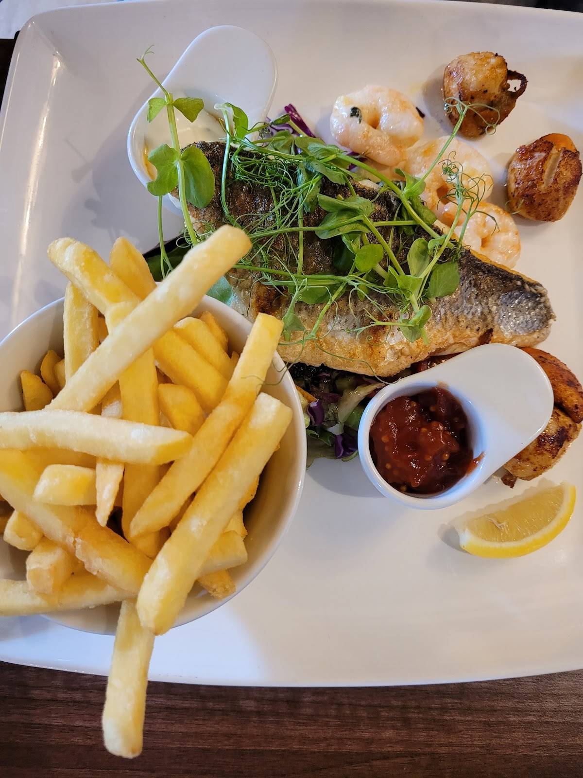 Menu at The Crees Inn pub & bar,