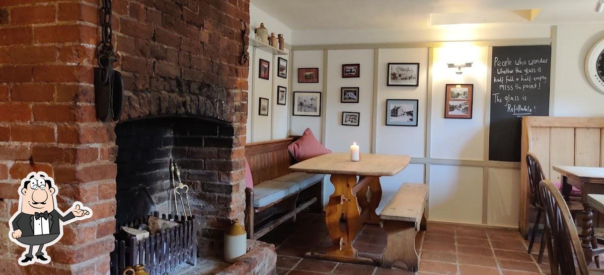 The Flower Pots Inn in Cheriton Restaurant menu and reviews