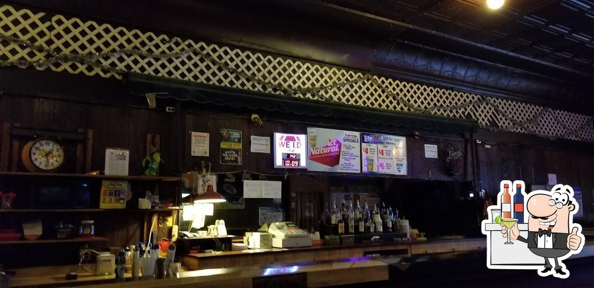 R & R Bar in Menasha Restaurant reviews
