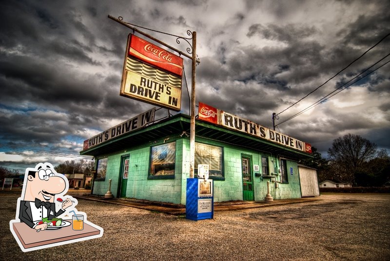 Ruth's Drive In in Hartsville Restaurant menu and reviews