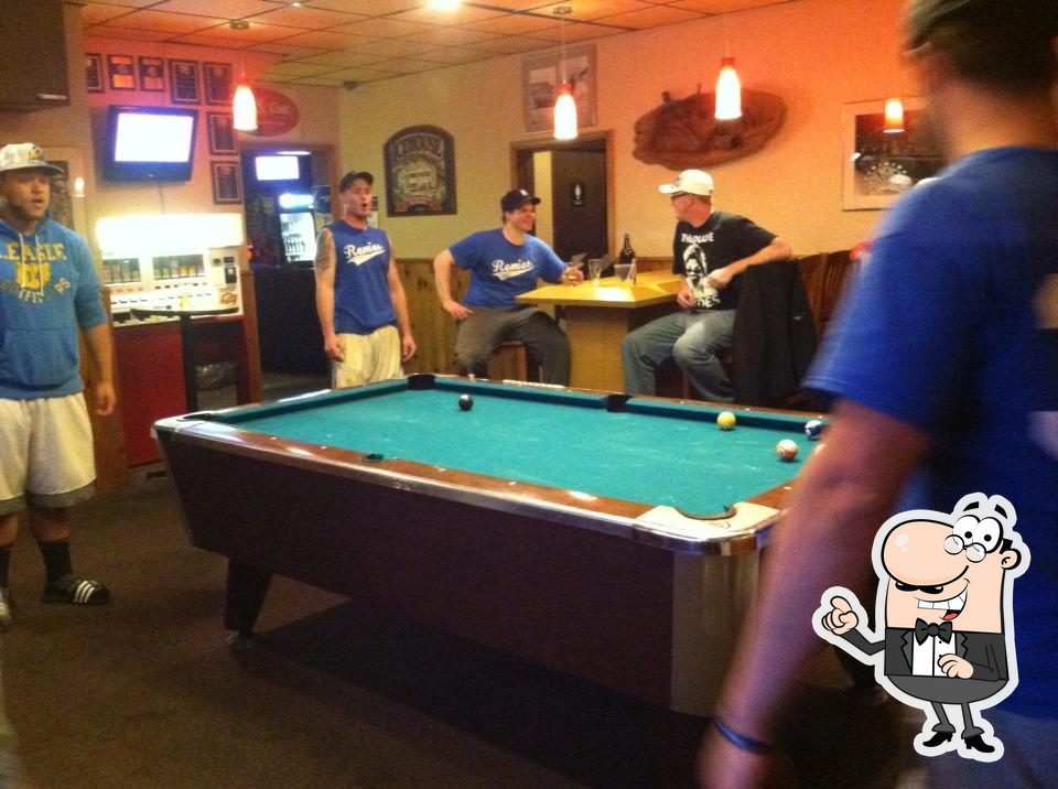 Remies Bar in Marquette Restaurant reviews