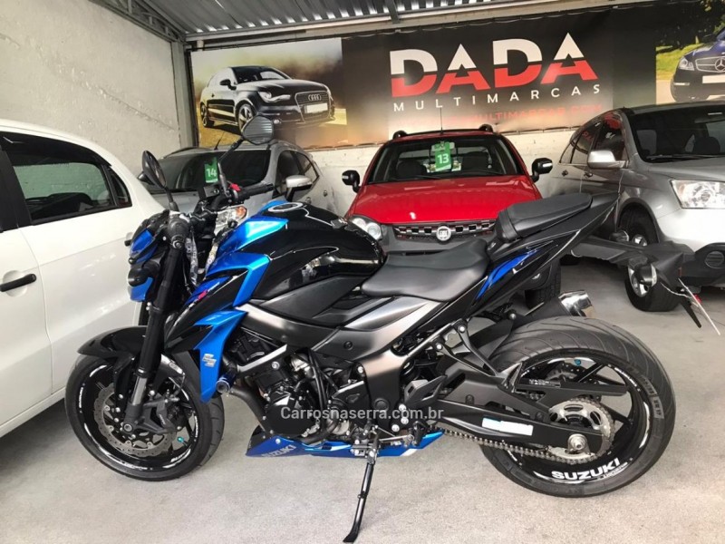 GSX 750 F 2019 CAXIAS DO SUL Carros na Serra
