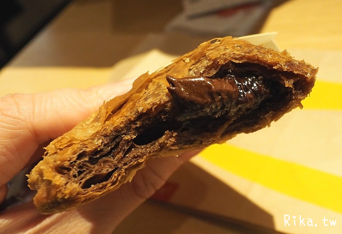 日本麦当劳冬季限定巧克力派