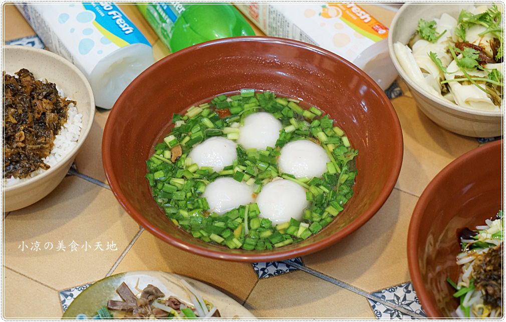 台中豐原』有福客家湯圓║緊鄰廟東人氣小吃，手作大湯圓，爆餡Q彈好味道~