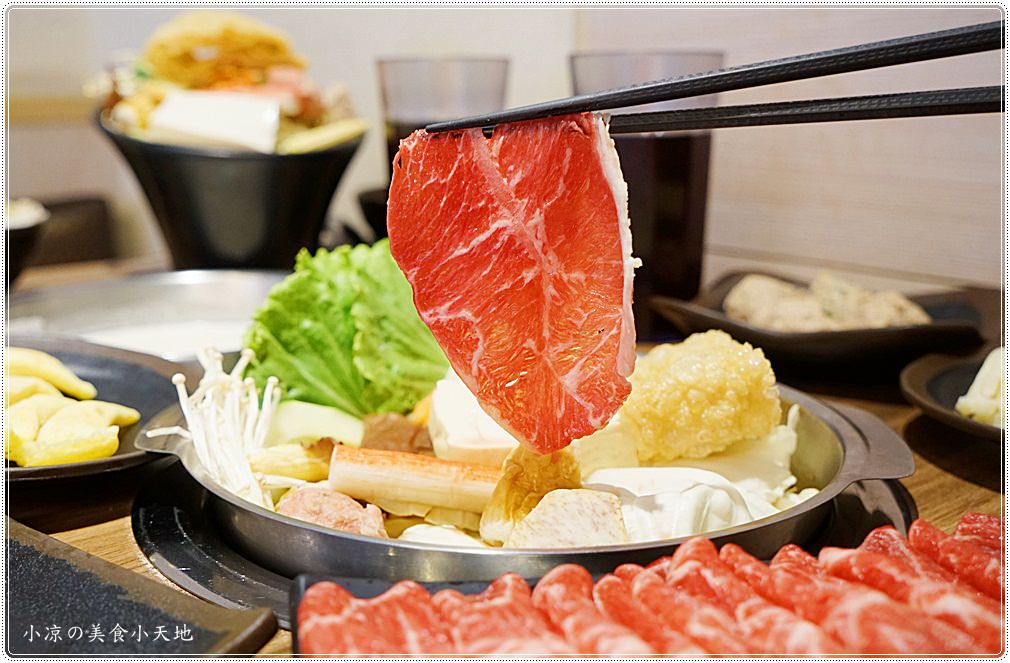 台中大里火鍋║在地人推薦高CP個人小火鍋、平價獨享，風味湯頭濃郁噴香，讓人忍不住喝光光的美味！