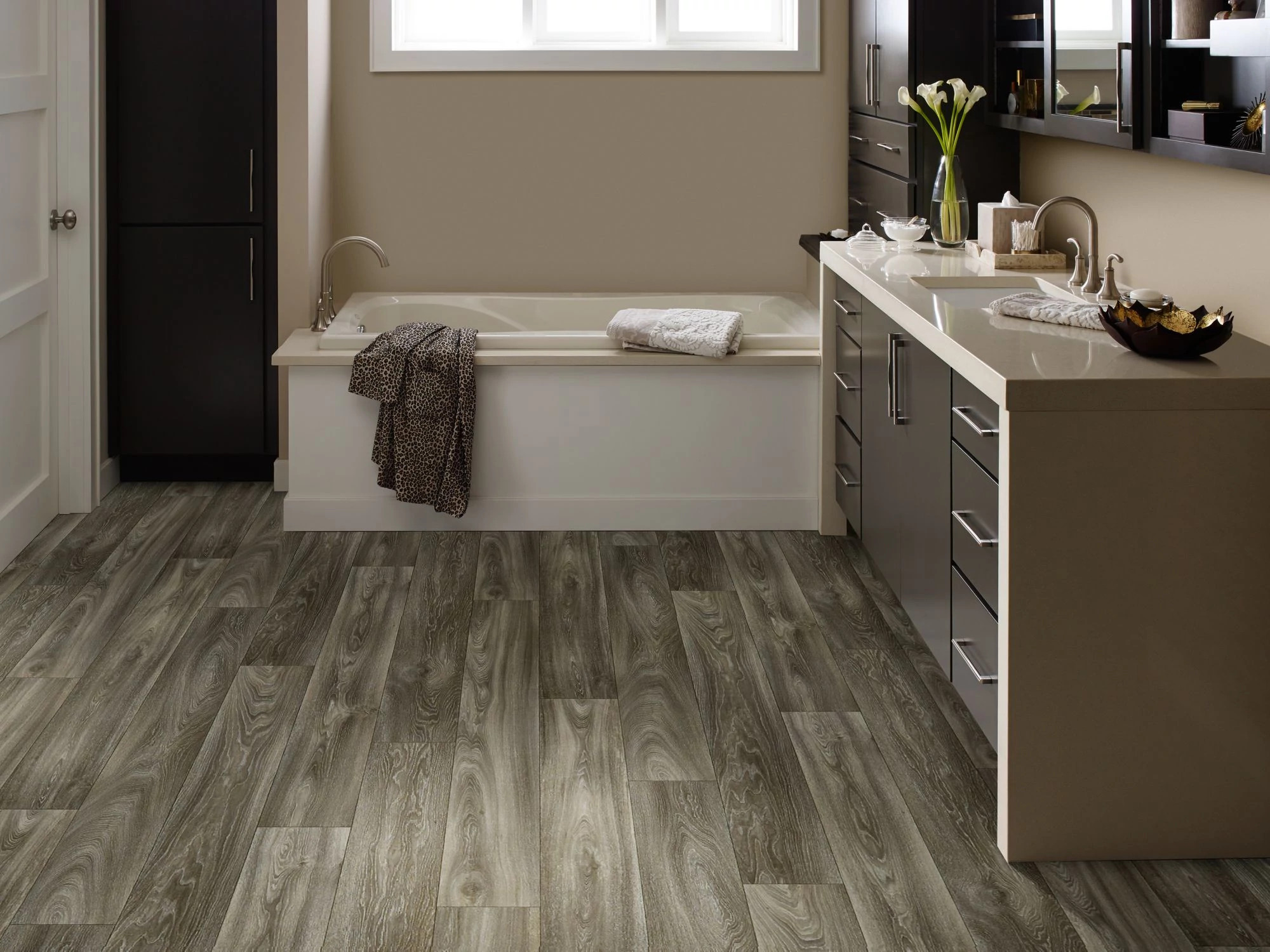 Home Front iowa resilient VG06500510 Shaw Property Solutions