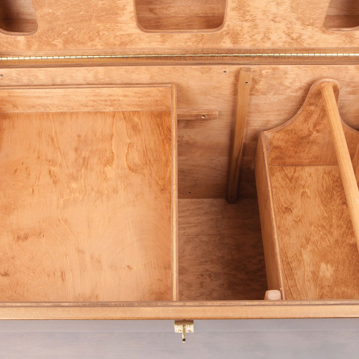 SmartPak Deluxe Wood Trunk