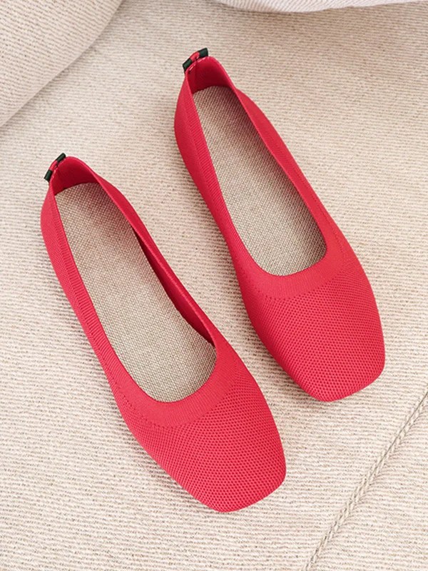 Breathable Solid Color Flat Shoes The Perfect Blend of Comfort and Style