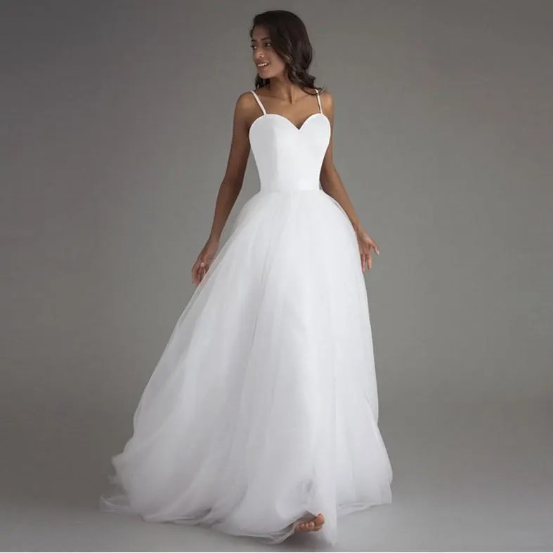 Simple suspender mesh wedding dress