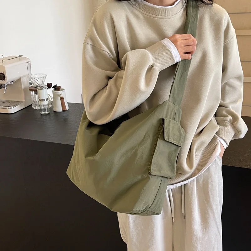 2024 New Versatile Large Capacity Canva Crossbody Bag Casual Idle Style