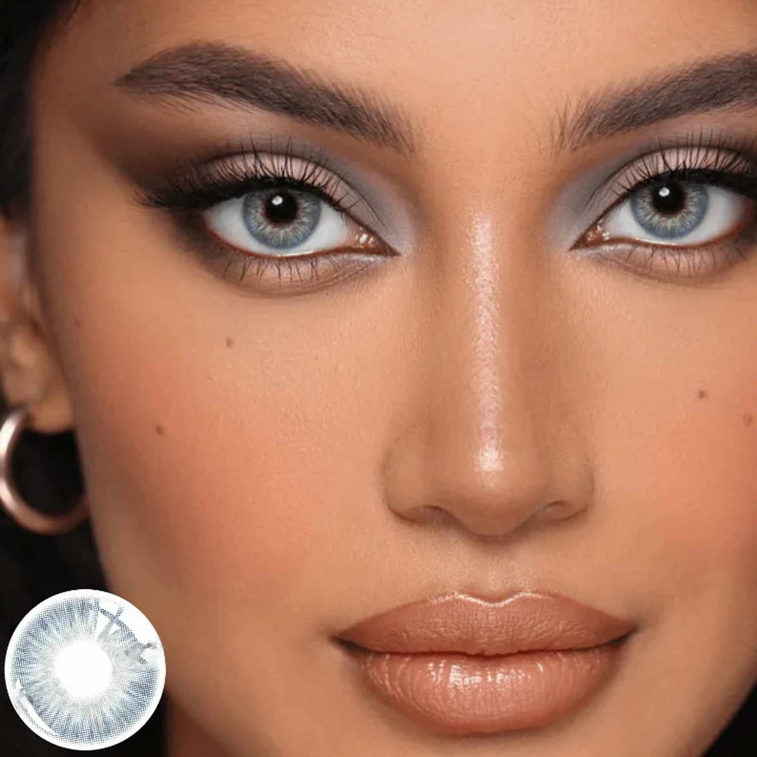 Can I make my eyes blue with contacts?