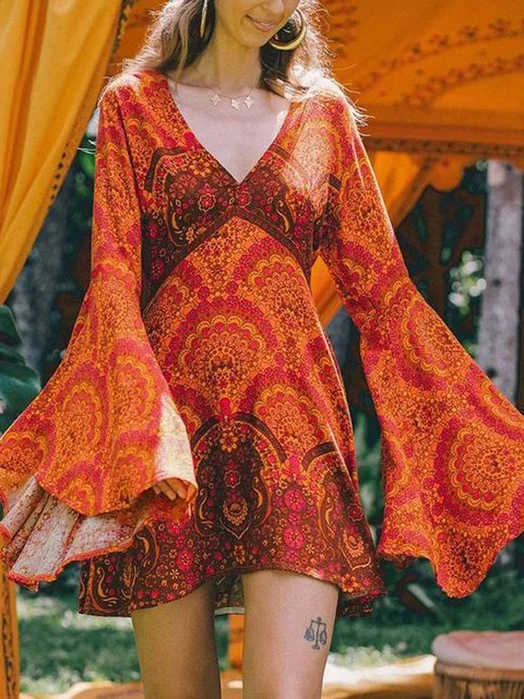 flared sleeve printed dress