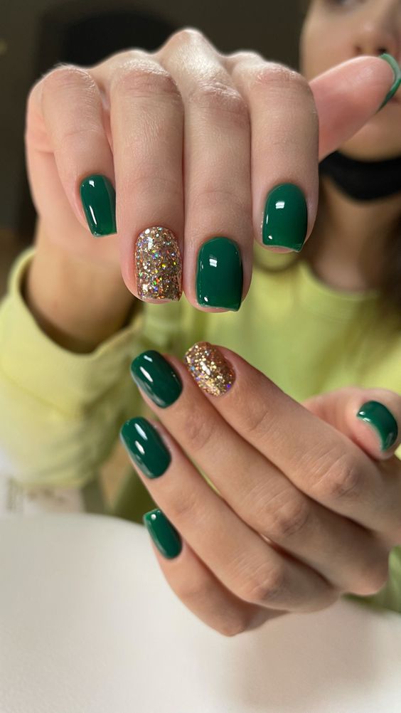 Olive Green Nail Designs That Are Perfect for Fall Styles