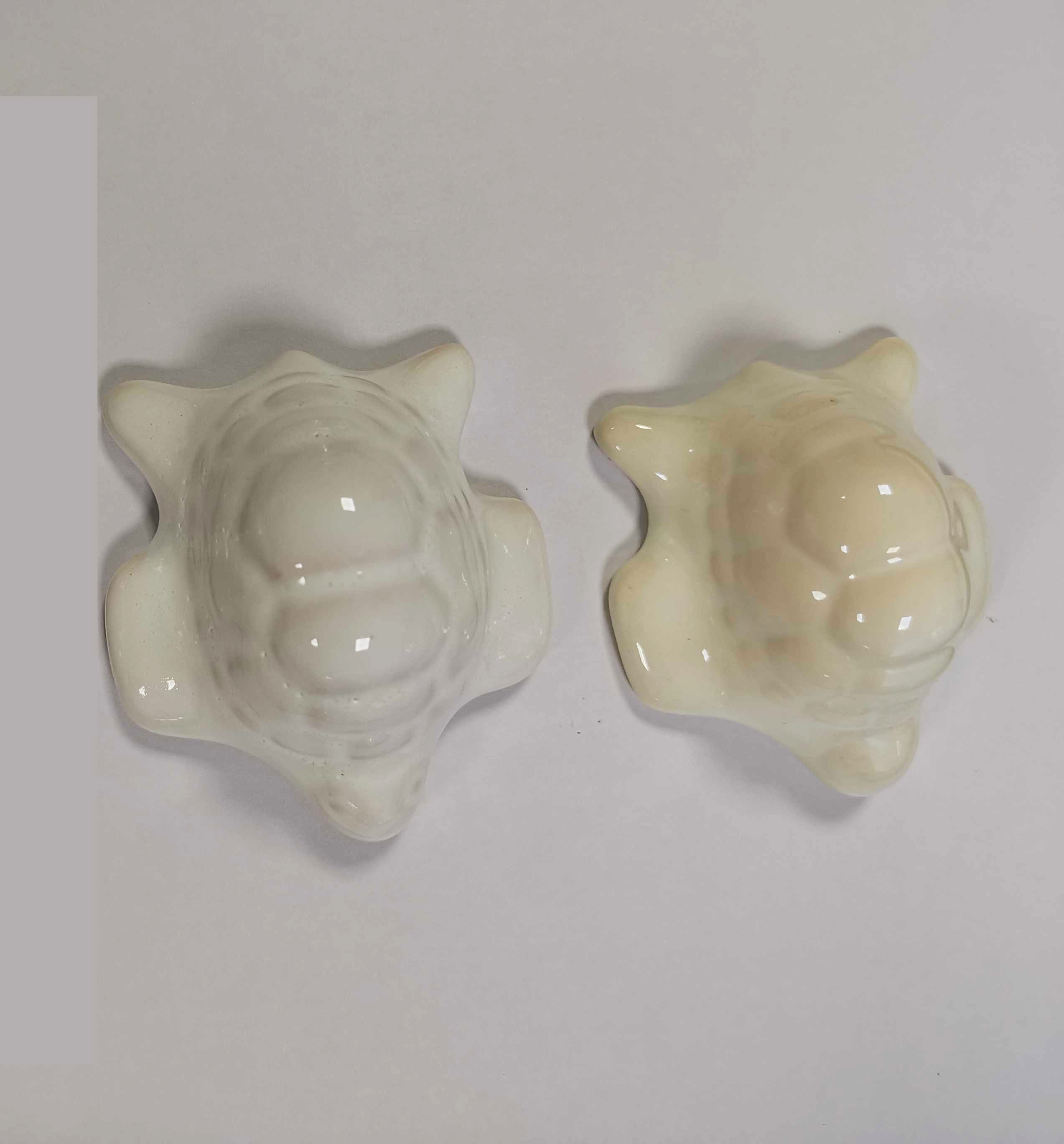 2 Sea Turtle Porcelain Toilet Bolt Covers (US Domestic Shipping)