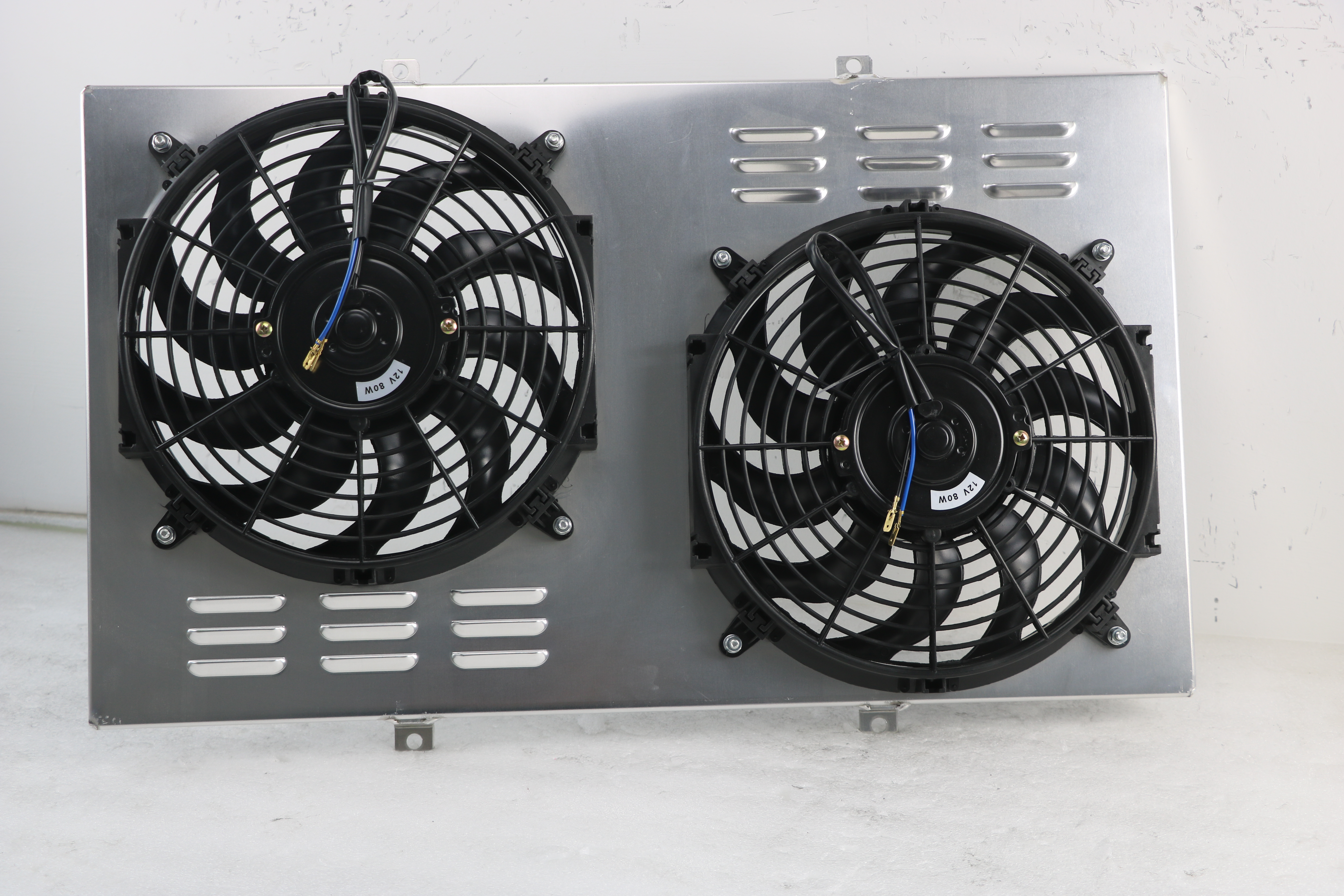 ALUMINUM RADIATOR SHROUD FAN FOR 6772 CHEVY C/K Series C10 C20 C30