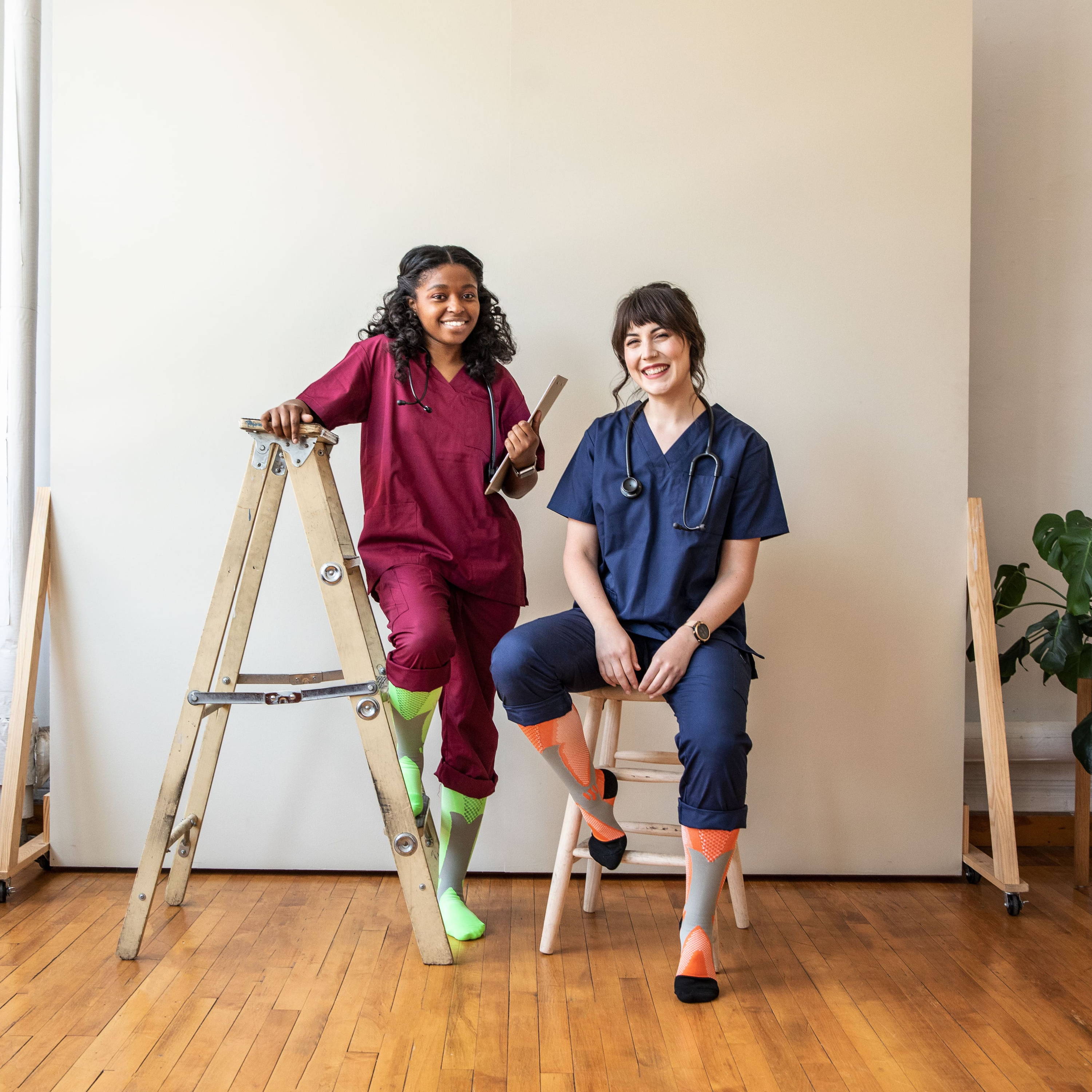 Nurse Yard CORE Compression Socks Reinsho