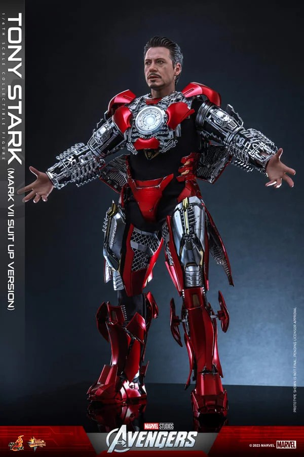 PREORDER Hot Toys Iron Man Tony Stark (Mark Vii Suit Up Version