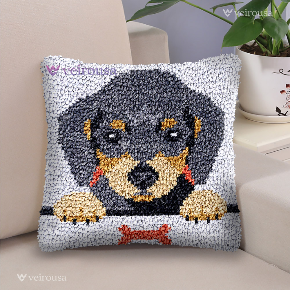 Dachshund Puppy Latch Hook Pillow Kit Hooked Dog Cushion Set for Adult