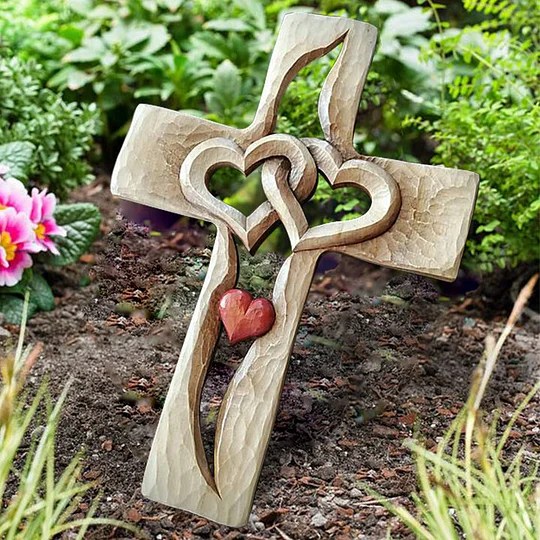 💞Carved Wooden Cross Intertwined Hearts