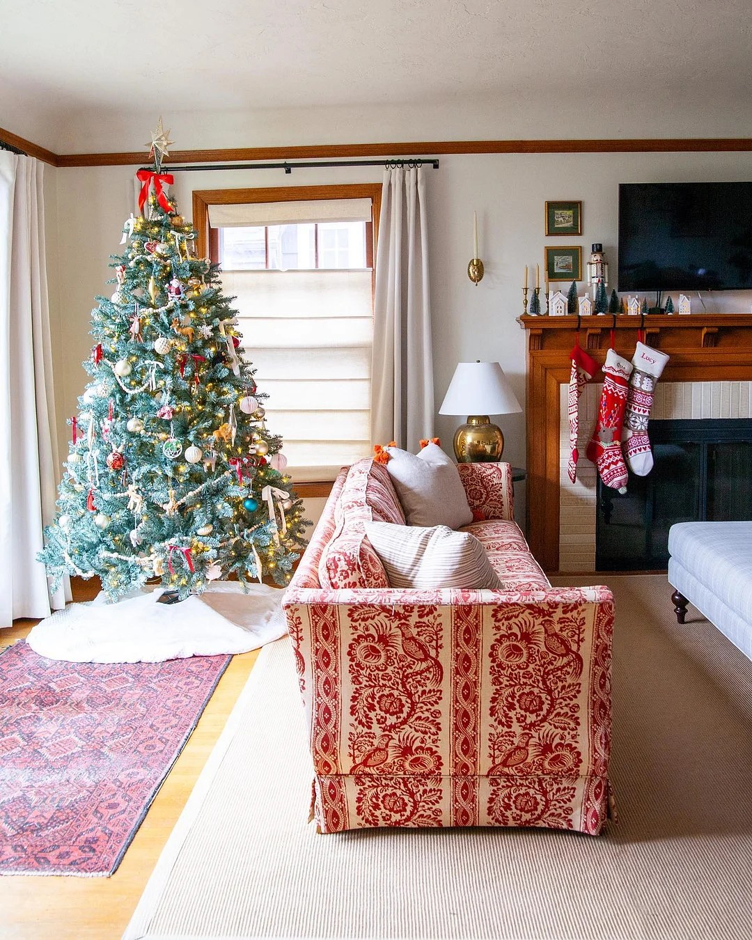 8' Tribeca Spruce Blue Artificial Christmas Tree with 650 Warm White