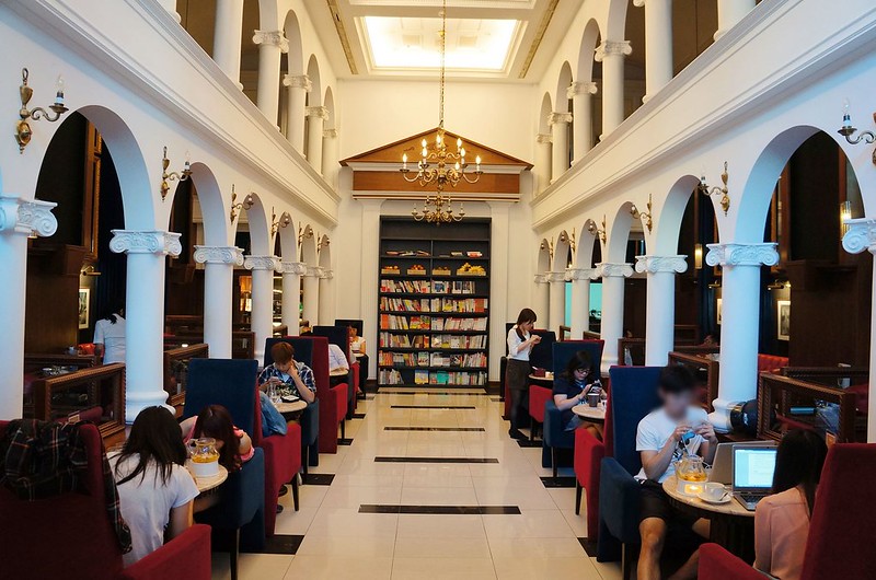 【內湖】捷運港墘站 / Moooon River Cafe & Books 書食空間