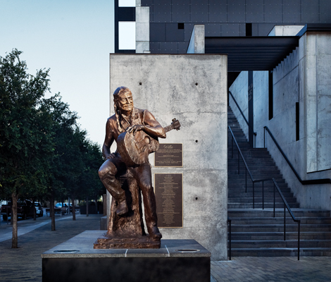 Willie Nelson Statue, Austin Texas Monthly