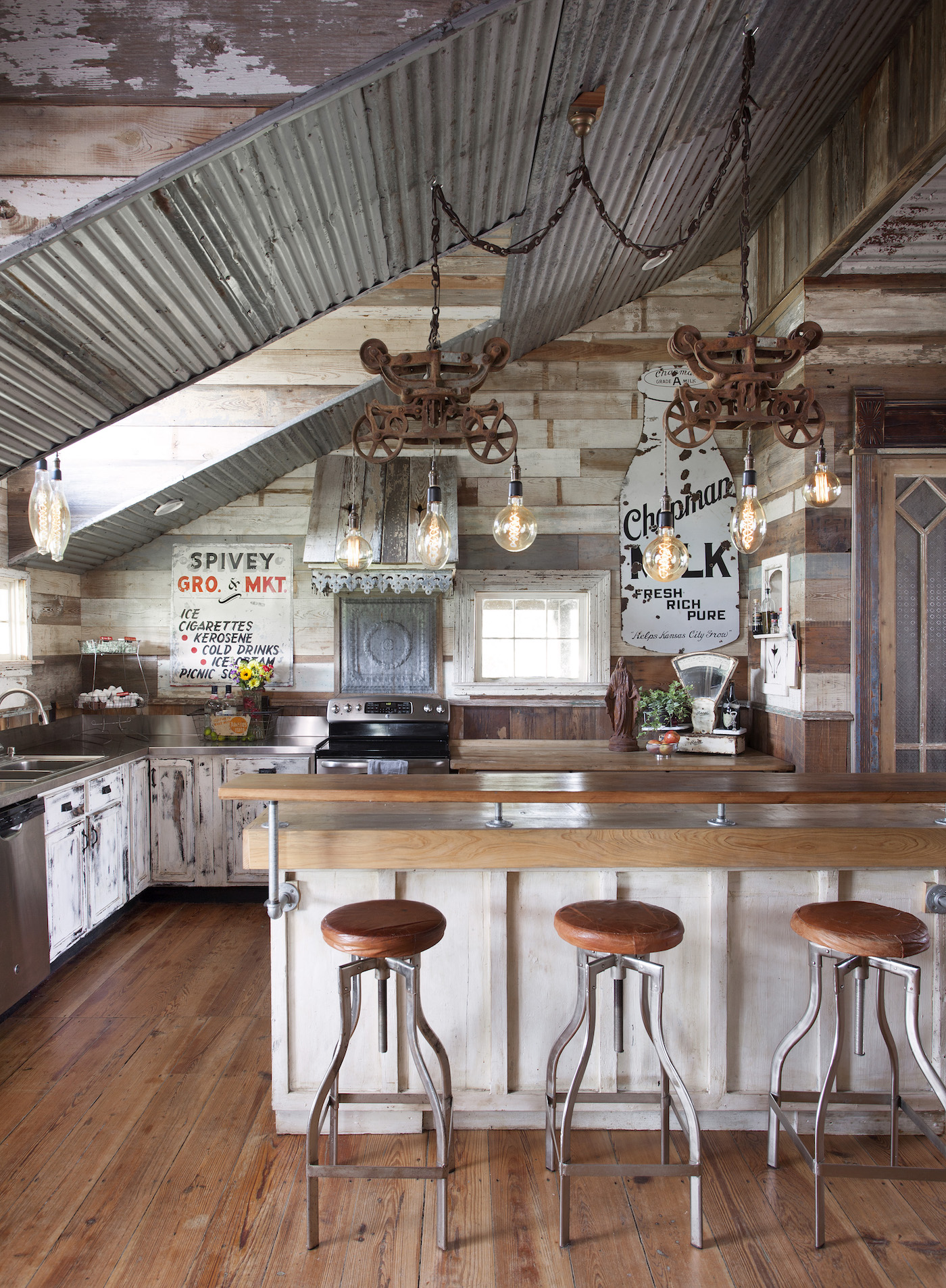 Look Inside an Antique Dealer's Dream Home in Round Top Texas Monthly