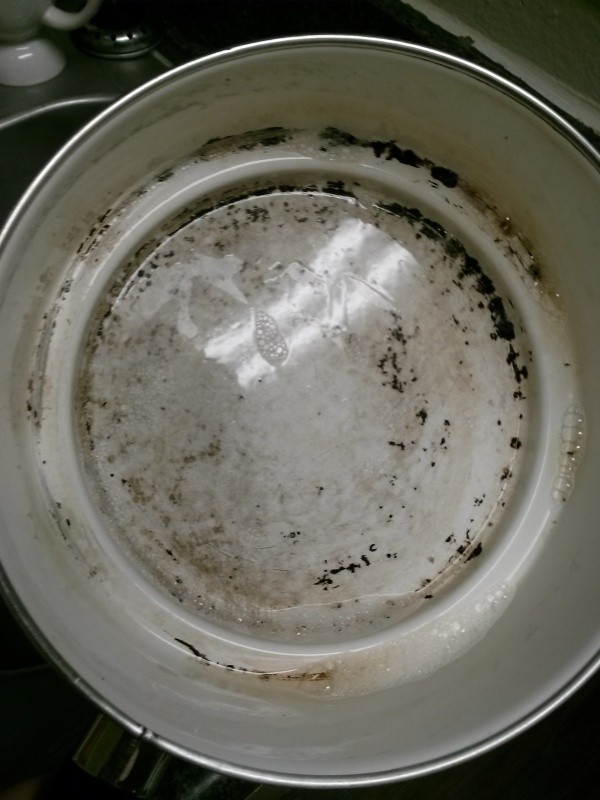 Cleaning Burnt Pots and Pans ThriftyFun