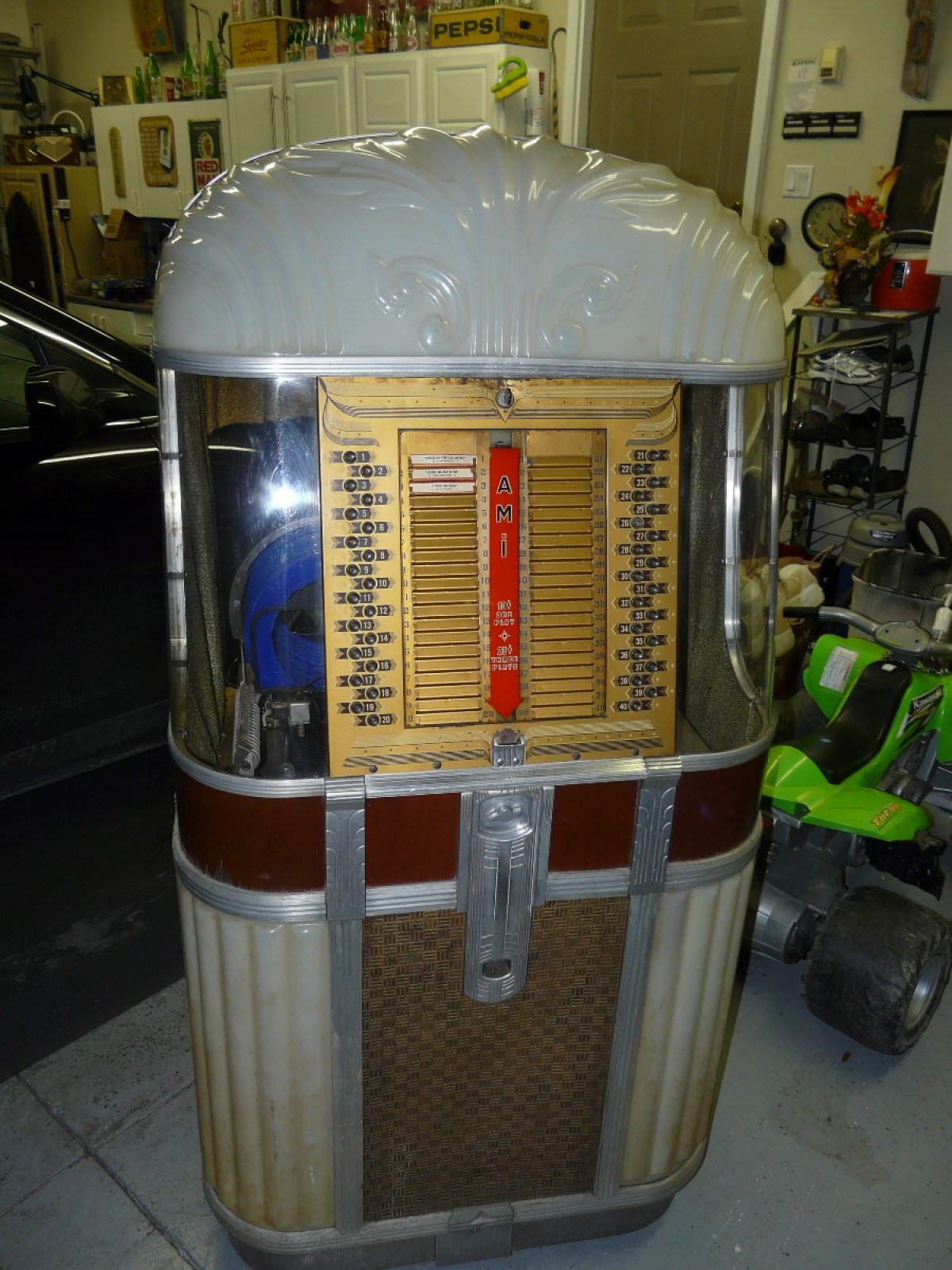 Finding the Value of a Vintage Jukebox ThriftyFun