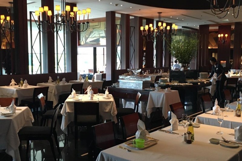 The Paris Grill TRIPPOSE