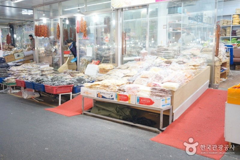 Seoul Jungbu Market 서울중부시장 TRIPPOSE