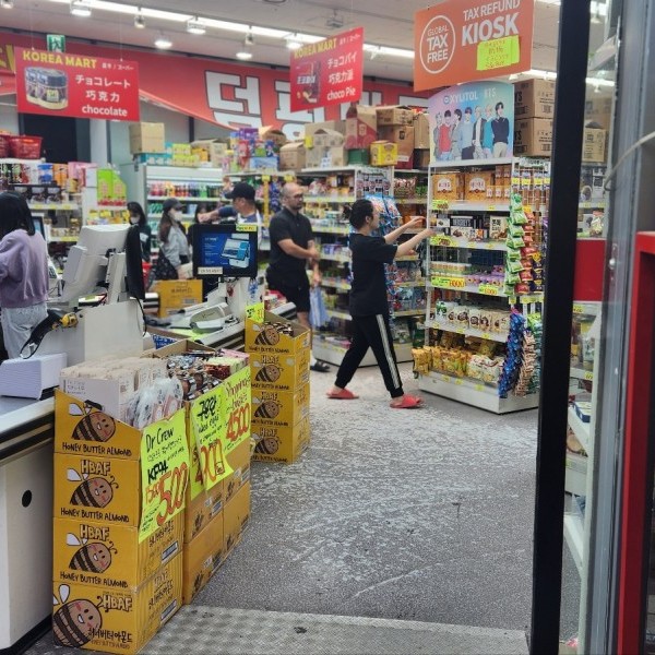 Korea Mart Myeongdong Branch 코리아마트(덤핑마트) 명동점 TRIPPOSE