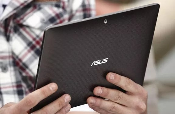 ASUS Eee Pad Transformer TF101 riceve Android 5.0 Lollipop grazie alla