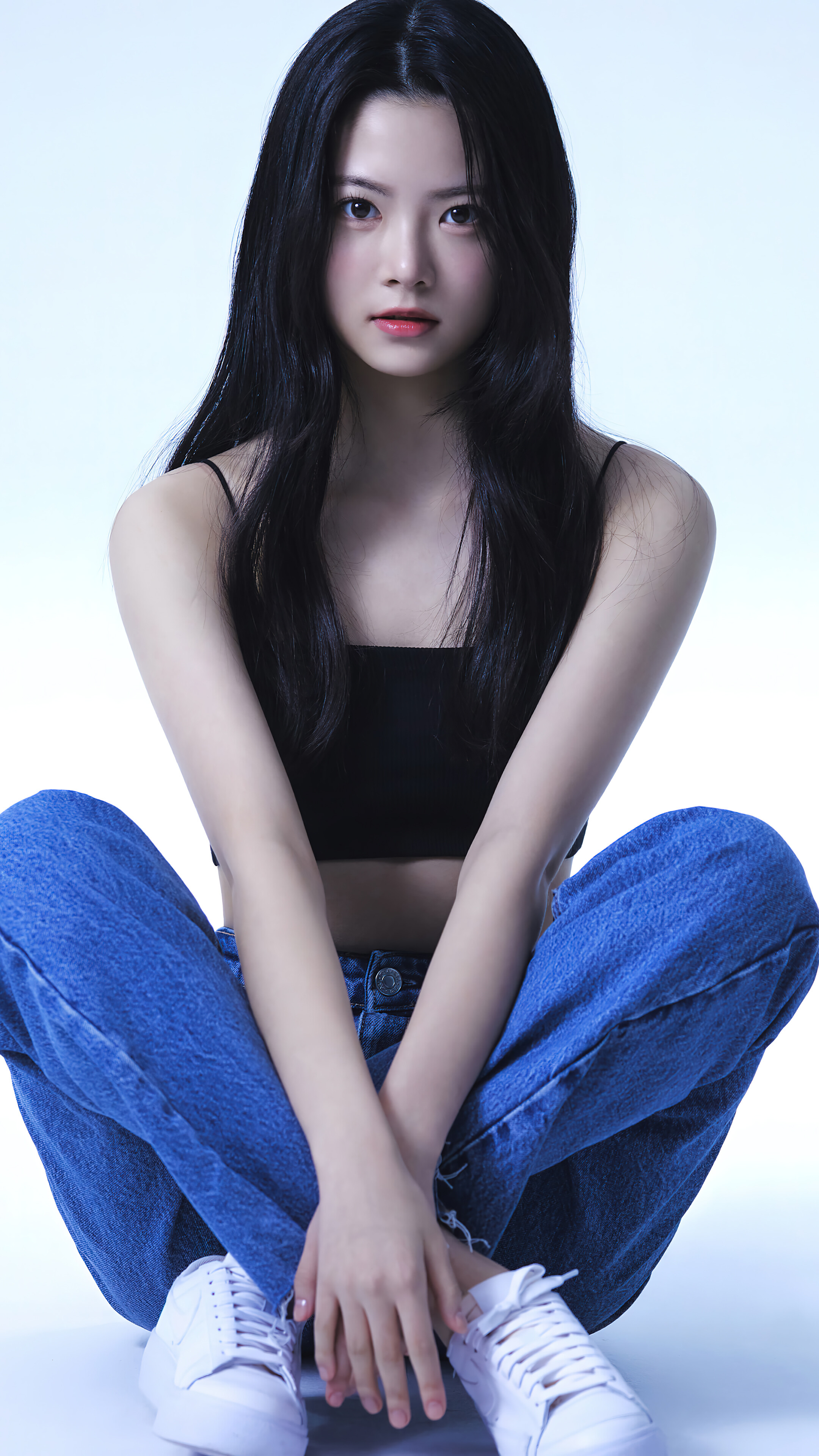 Hong Eunchae LE SSERAFIM 4K 8K #4821g Wallpaper PC Desktop